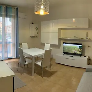Appartamento Vicinissima Ospedale Cisanello Casa Francesca, Pisa